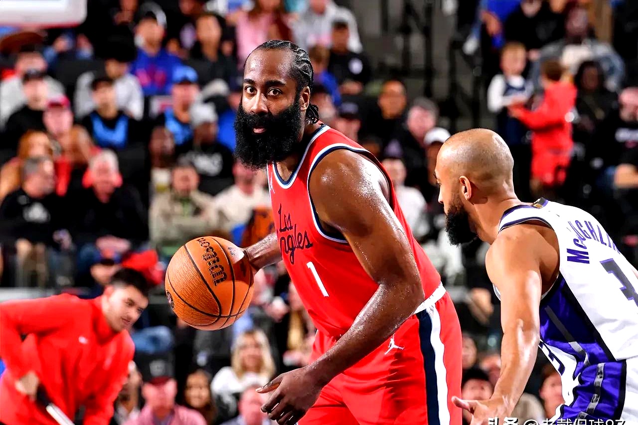 快船双核心连续砍分，引领球队胜利