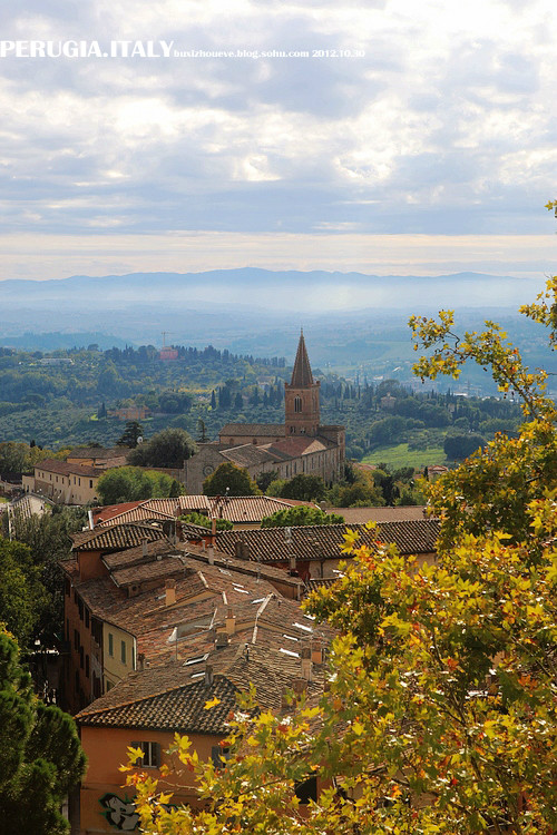 三亿体育体育地址-关于佩鲁贾击败佛罗伦萨，取得重要胜利的信息