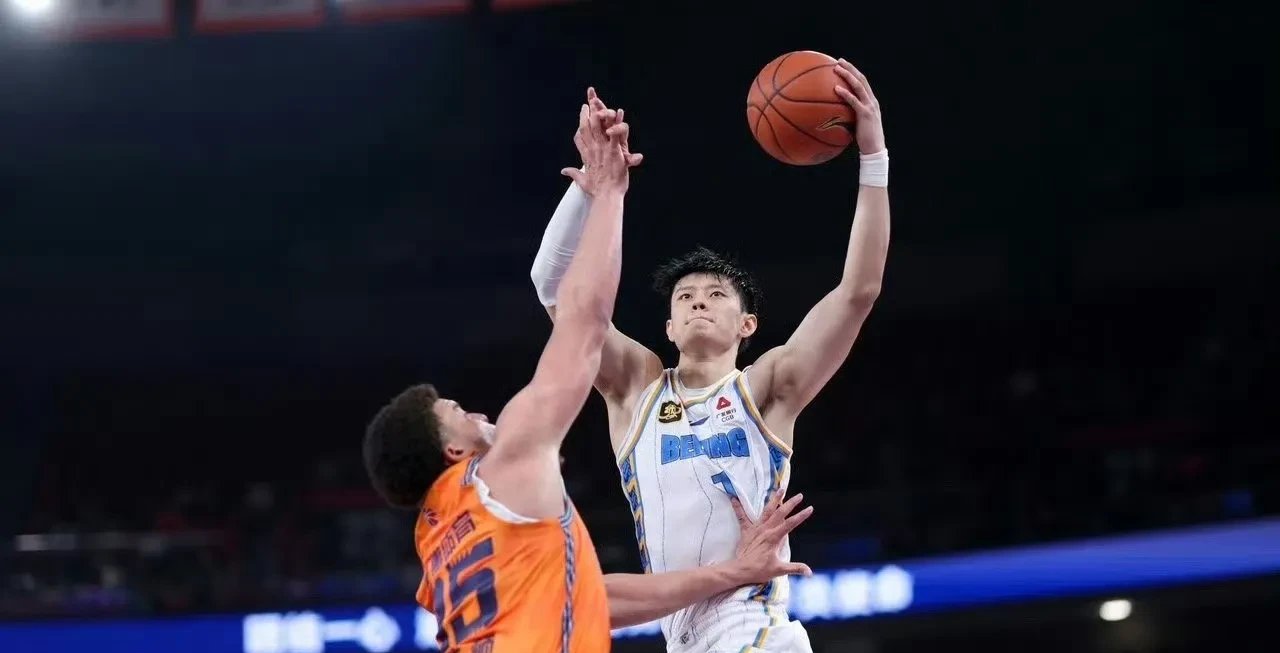 关于上海队实力尽显，豪取大胜的信息