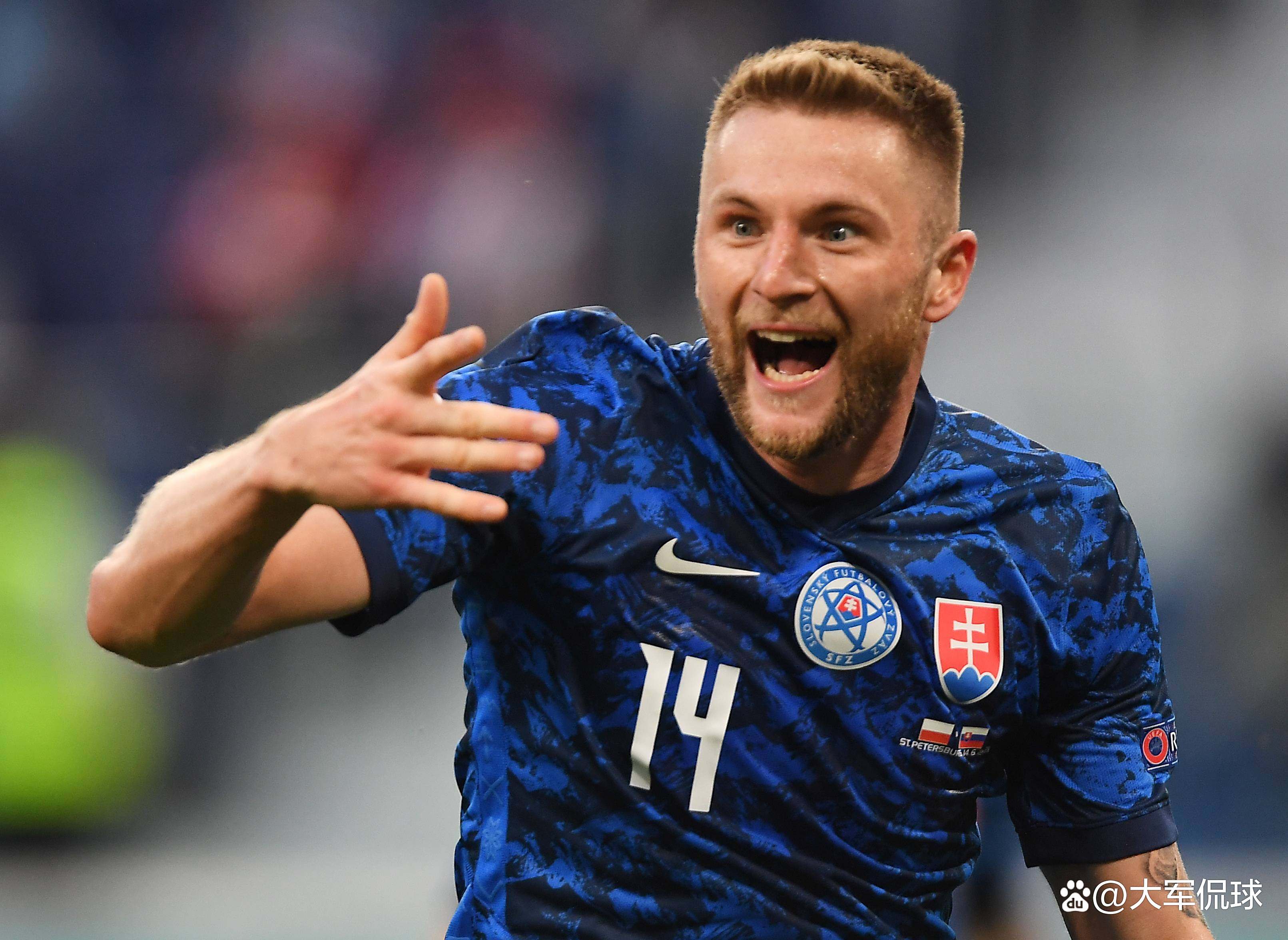 三亿体育体育中国官网-包含黑山队勇夺胜利，欧预赛前景一片光明的词条