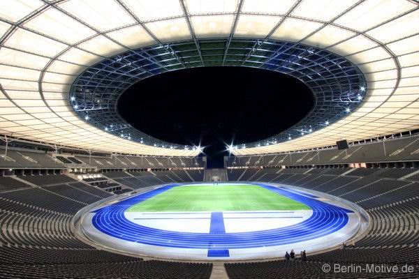 柏林赫塔主场胜出，升级征程继续