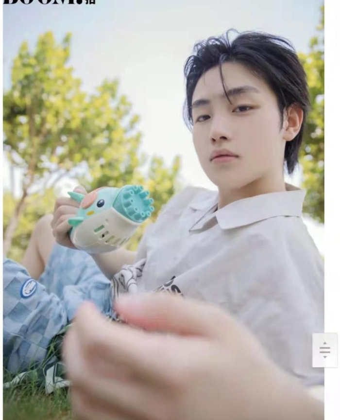 三亿体育体育官方入口-包含青年一代新星打开挑战飓风的词条