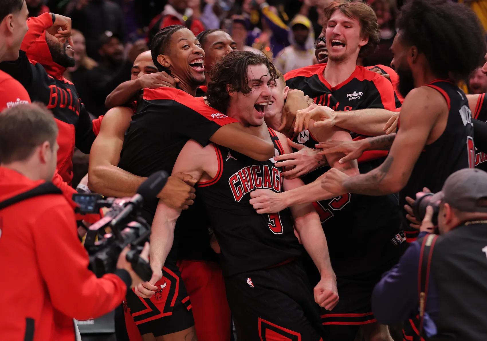 保罗神奇表现，太阳火速击败公牛