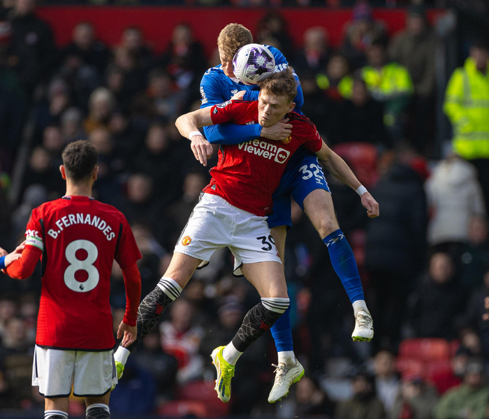 埃弗顿主场告捷守住胜利席位