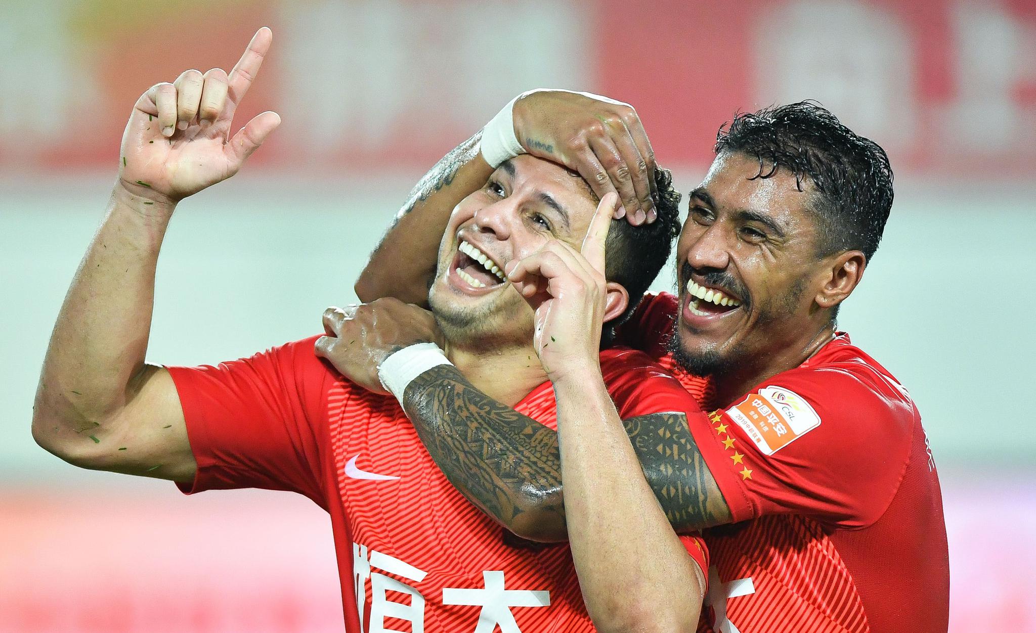 三亿体育体育注册-关于广州恒大顺利击败大连一方，积分榜排名升至第二的信息