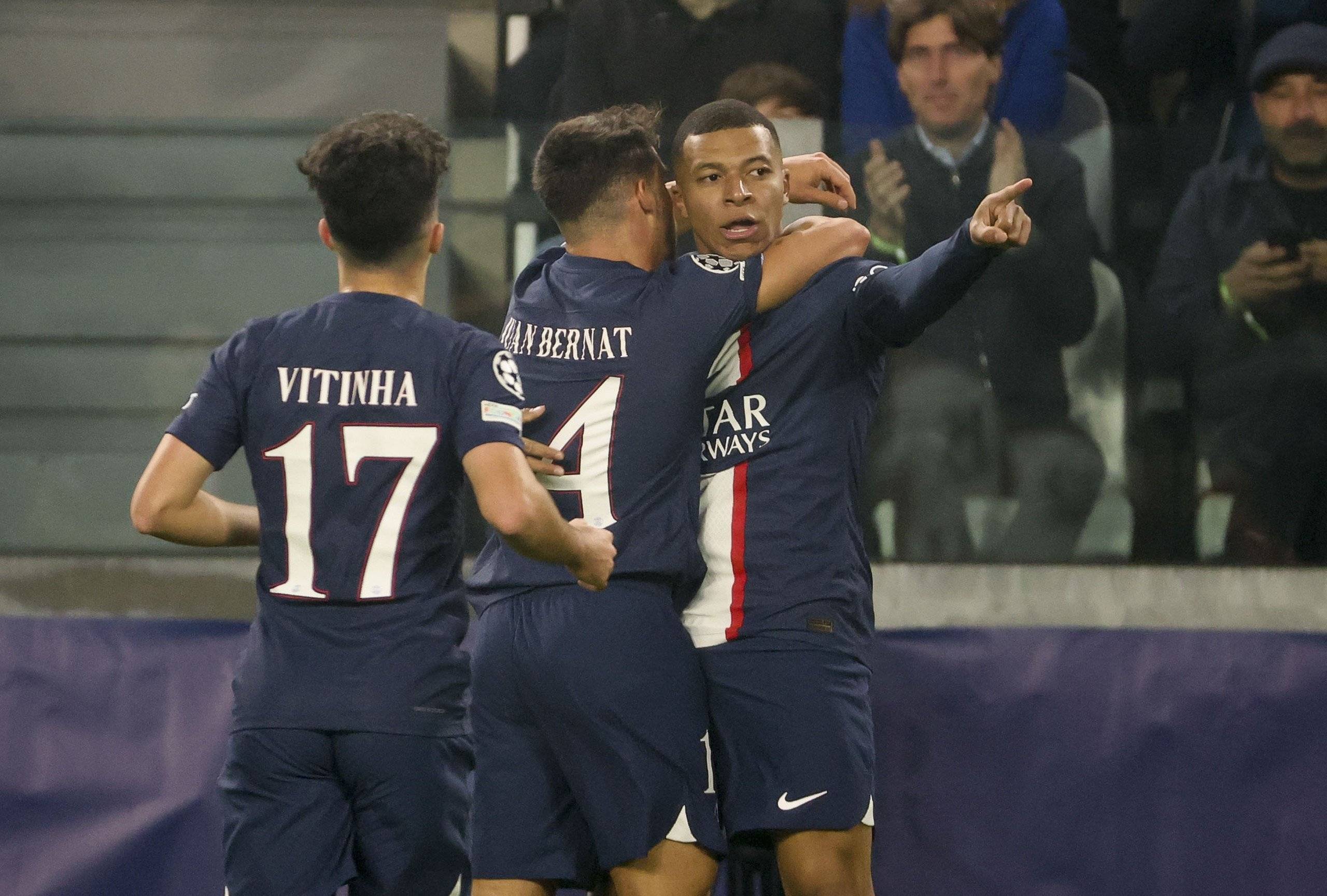 三亿体育体育官方入口-慕尼黑巴黎间的巅峰对决，胜负难测