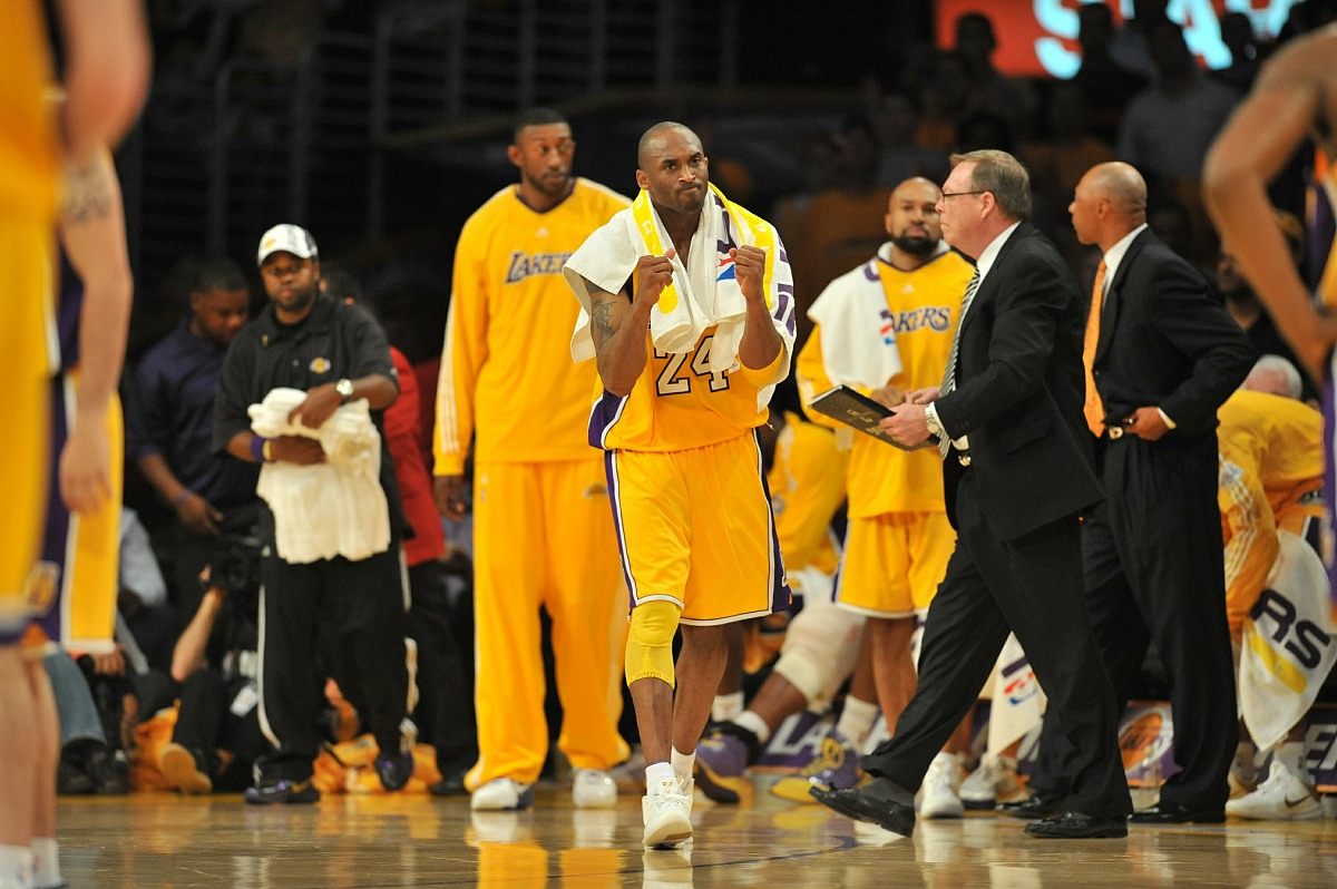 三亿体育体育app-步行者队开启连胜模式，全队发挥出色